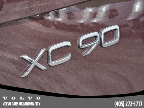Certified 2025 Volvo XC90 T8 Plus w/ Protection Package Premier image 34