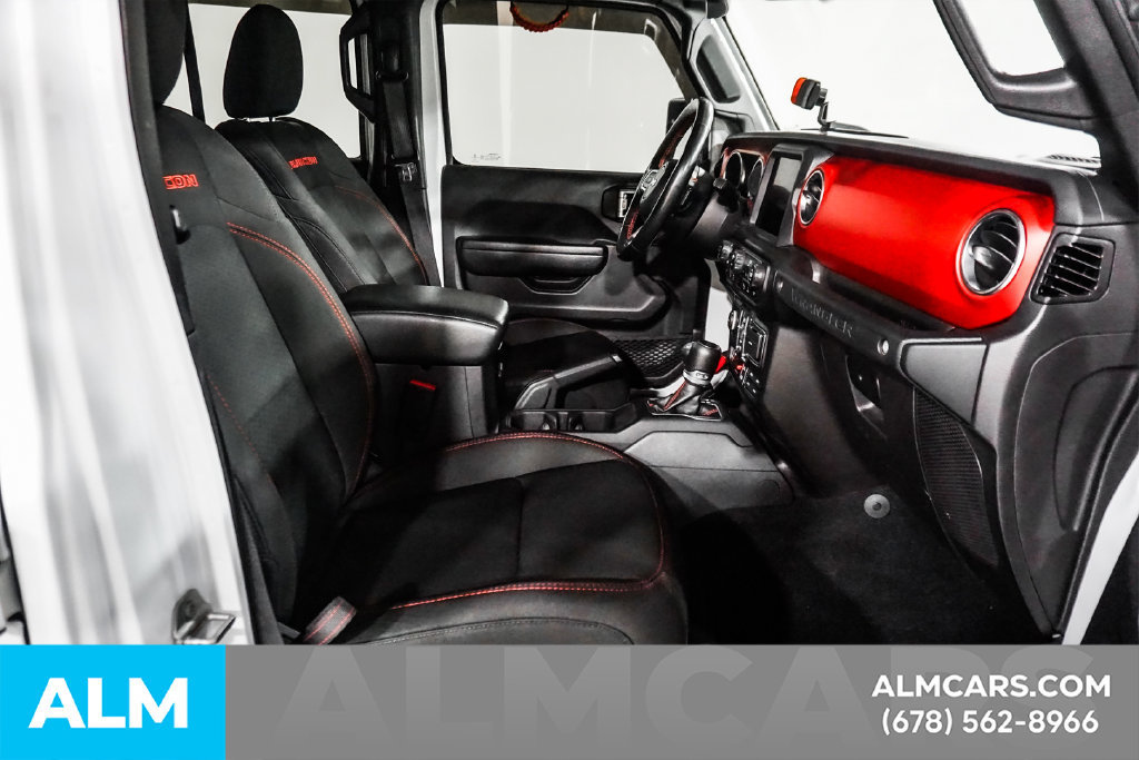Used 2023 Jeep Wrangler Unlimited Rubicon w/ LED Lighting Group AWD/4WD image 17