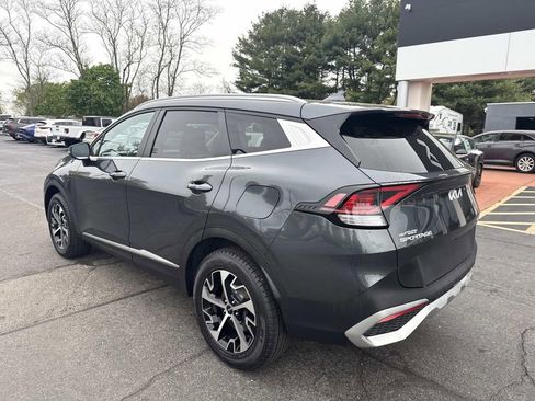 Used 2023 Kia Sportage EX AWD/4WD image 3
