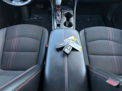 Used 2023 Chevrolet Equinox RS FWD image 22