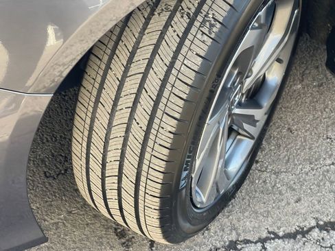 Used 2018 Honda Accord EX image 28