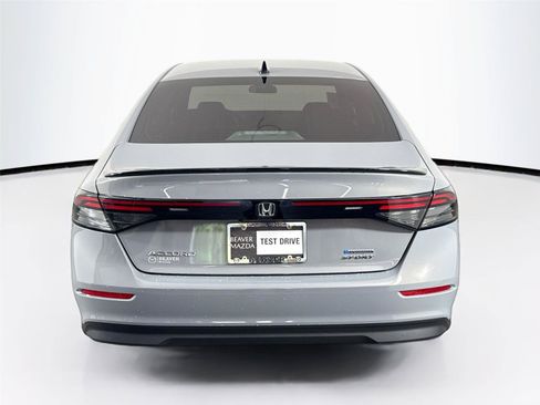 Used 2025 Honda Accord Sport image 11