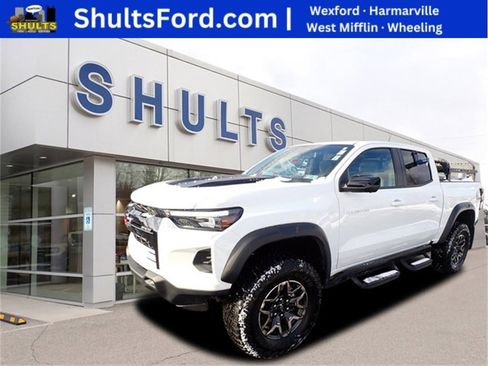 Used 2025 Chevrolet Colorado ZR2 w/ Technology Package image 1