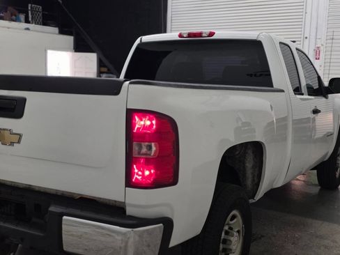 Used 2008 Chevrolet Silverado 2500 W/T image 9
