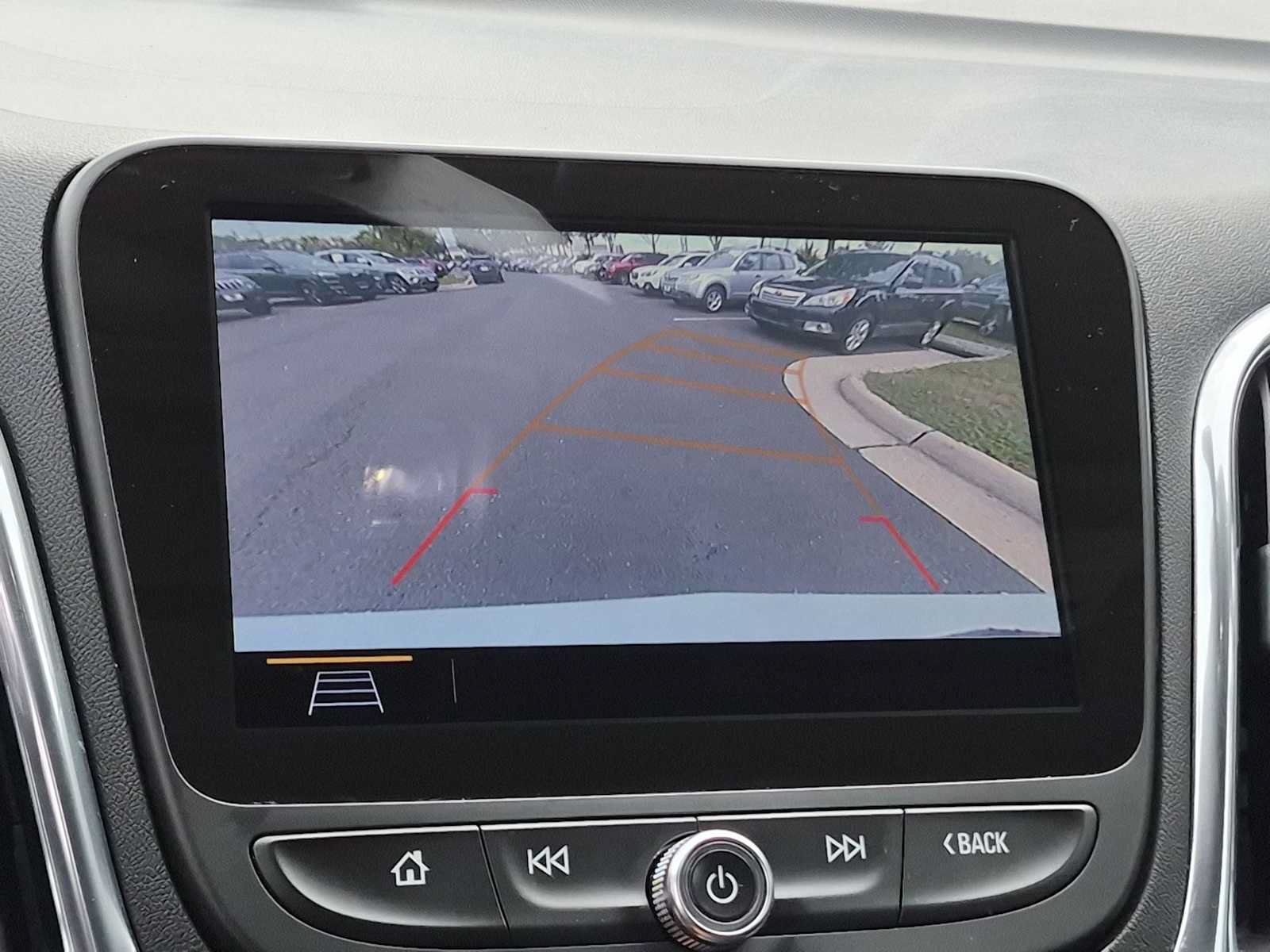 Used 2021 Chevrolet Equinox Premier w/ LPO, Floor Liner Package AWD/4WD image 28