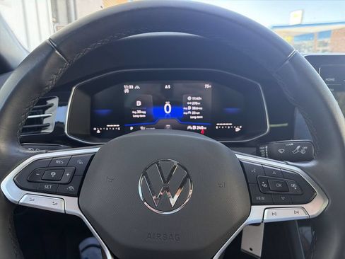 Used 2025 Volkswagen Jetta Sport FWD image 11