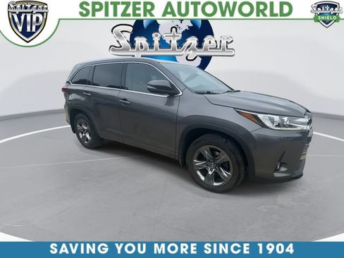 Used 2018 Toyota Highlander Limited Platinum AWD/4WD image 2
