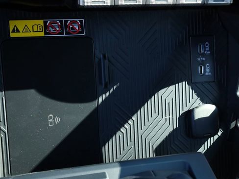 New 2025 Toyota Tacoma SR5 image 8