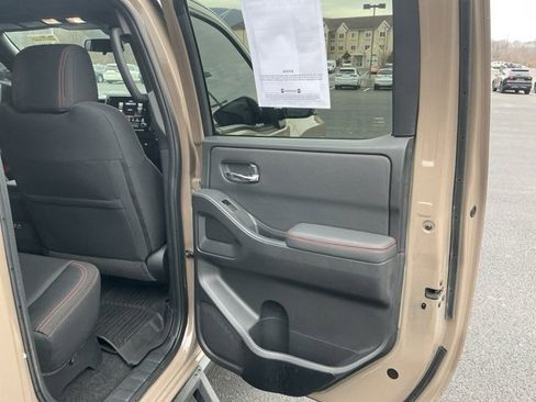 Used 2022 Nissan Frontier PRO-4X w/ Off-Road Protection Package image 25