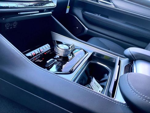 New 2026 Jeep Grand Wagoneer Limited image 7