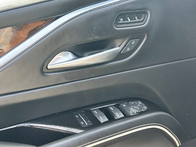 Used 2021 Cadillac Escalade Sport Platinum AWD/4WD image 20