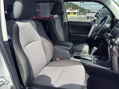Used 2022 Toyota 4Runner SR5 RWD image 13