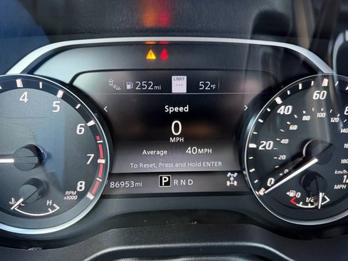 Used 2023 Nissan Titan Platinum Reserve w/ Moonroof Package image 7