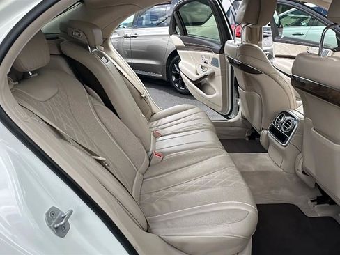 Used 2017 Mercedes-Benz S 550 Sedan image 27
