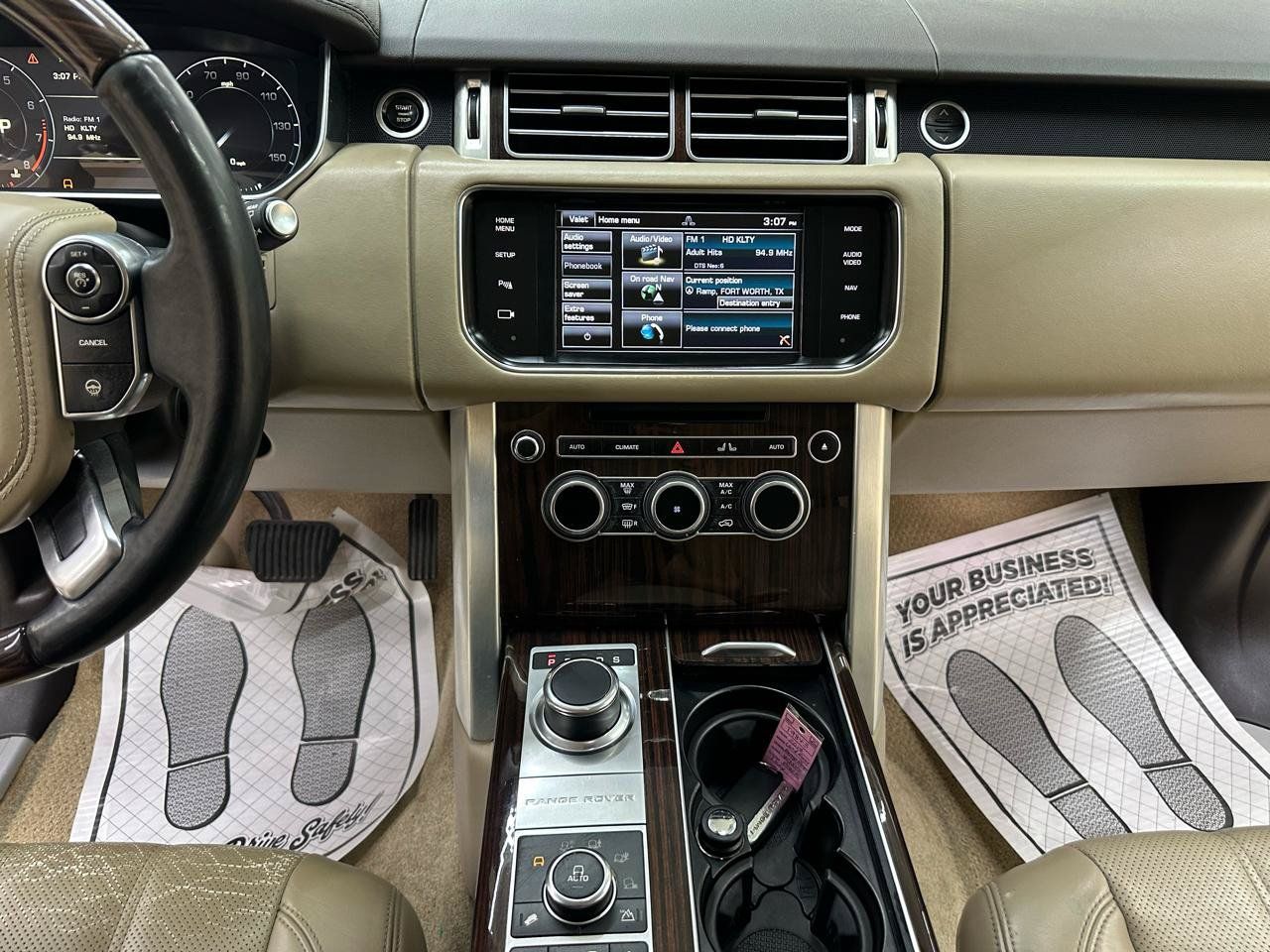 Used 2014 Land Rover Range Rover HSE AWD/4WD image 26