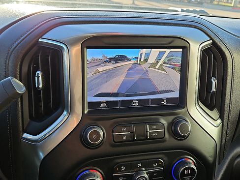 Used 2023 Chevrolet Silverado 2500 LTZ image 15