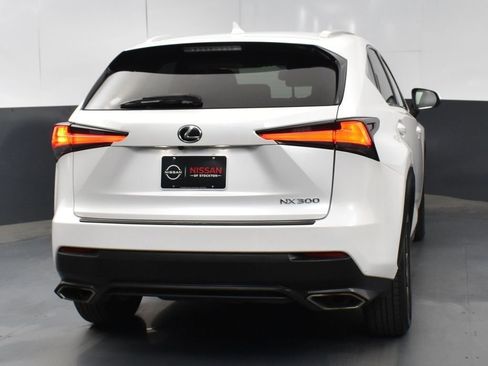 Used 2019 Lexus NX 300 FWD image 7