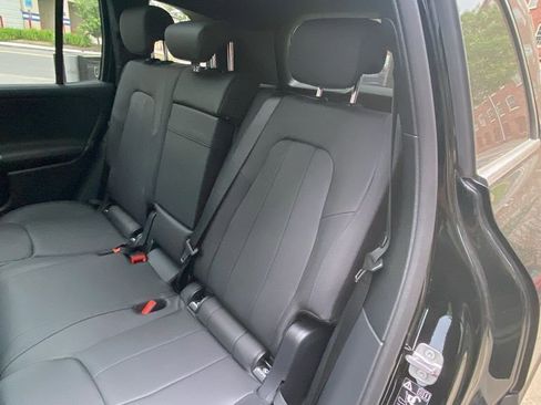 New 2024 Mercedes-Benz GLB 250 4MATIC image 28