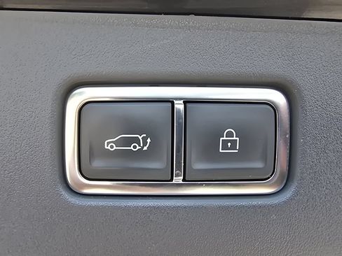 Used 2024 Kia EV9 Wind AWD/4WD image 19
