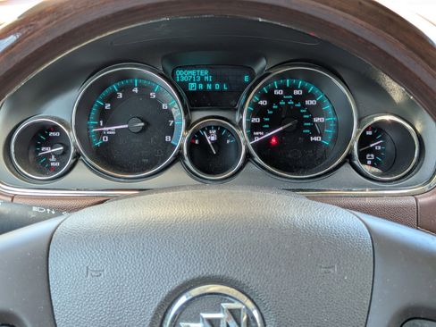 Used 2013 Buick Enclave Leather FWD image 28