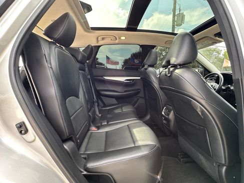 Used 2021 INFINITI QX50 Luxe FWD image 34