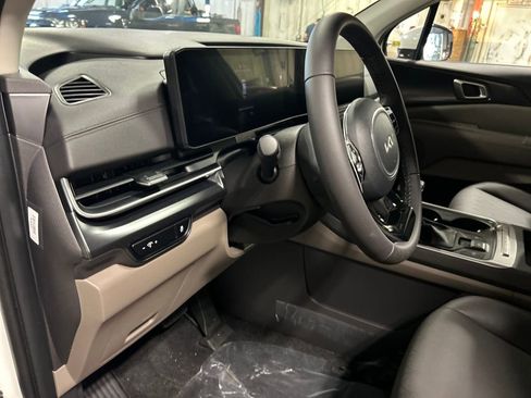 New 2026 Kia Carnival LXS image 30