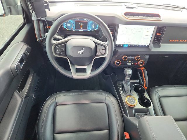 Used 2025 Ford Bronco Badlands AWD/4WD image 12