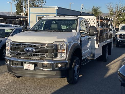 New 2024 Ford F450 XL w/ XL Chrome Package image 3