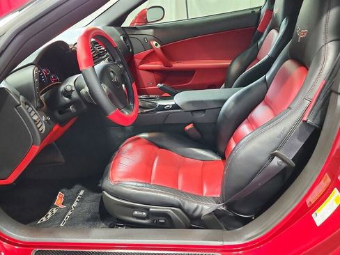 Used 2009 Chevrolet Corvette Coupe w/ Preferred Equipment Group RWD image 29