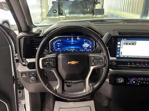 Used 2022 Chevrolet Silverado 1500 LT image 21