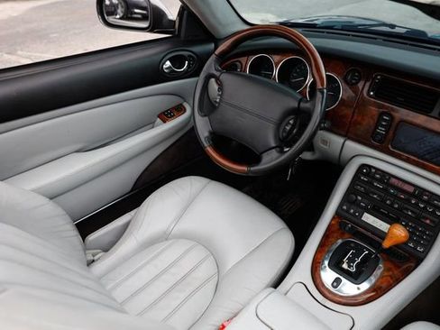Used 2003 Jaguar XK8 2dr Convertible XK8 image 25