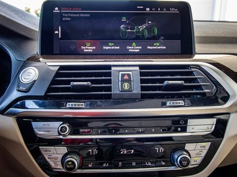 Used 2021 BMW X3 sDrive30i w/ Premium Package image 34