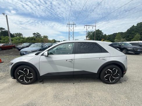 Used 2024 Hyundai Ioniq 5 SEL AWD/4WD image 8