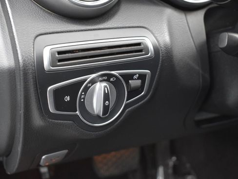 Used 2021 Mercedes-Benz C 300 C 300 image 10