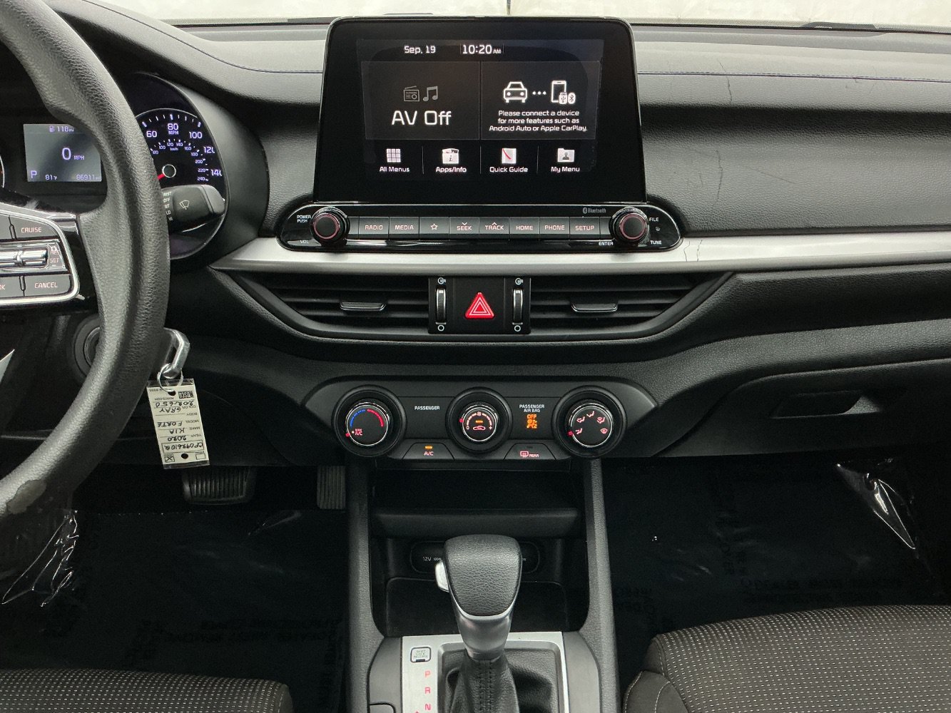 Used 2020 Kia Forte LXS FWD image 29