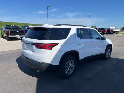 Used 2023 Chevrolet Traverse LT AWD/4WD image 5