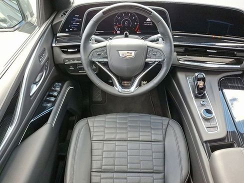 Certified 2024 Cadillac Escalade V w/ Heavy-Duty Trailer Package image 11