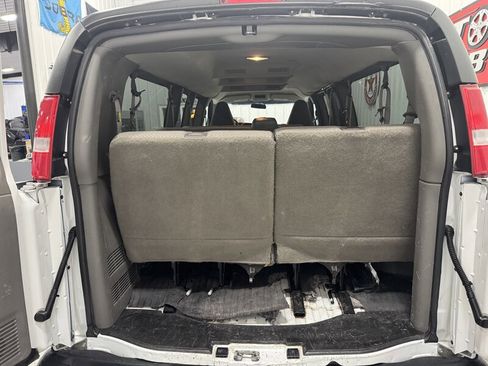Used 2019 Chevrolet Express 3500 LS image 12