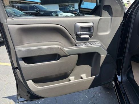 Used 2018 Chevrolet Silverado 1500 LT w/ All Star Edition AWD/4WD image 11