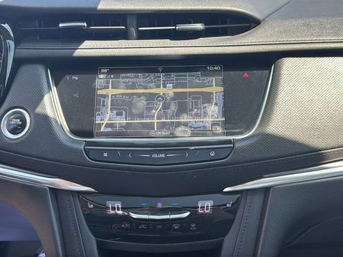 Used 2019 Cadillac XT5 Luxury FWD image 13