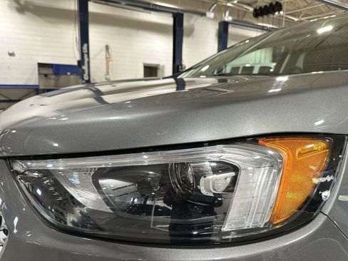 Used 2024 Ford Edge SEL image 27