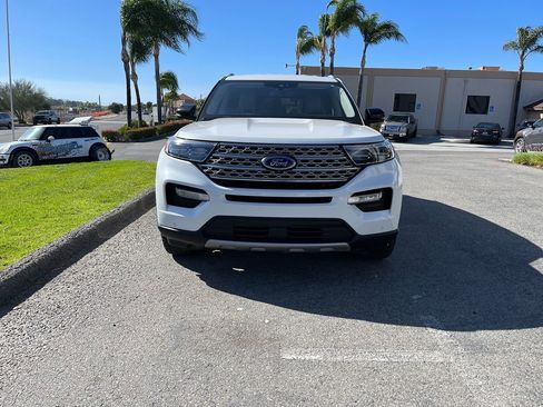 Used 2020 Ford Explorer Limited AWD/4WD image 2