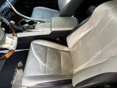 Used 2016 Lexus RX 350 FWD w/ Premium Package image 16