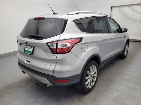 Used 2017 Ford Escape Titanium image 9