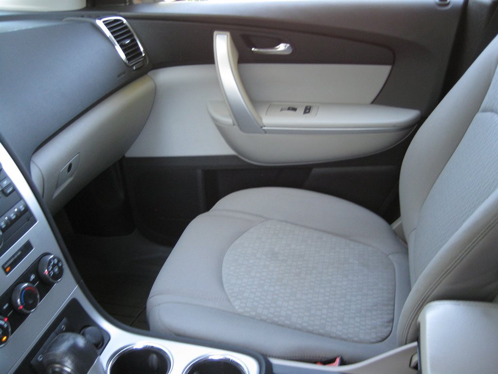Used 2012 GMC Acadia SLE FWD image 22