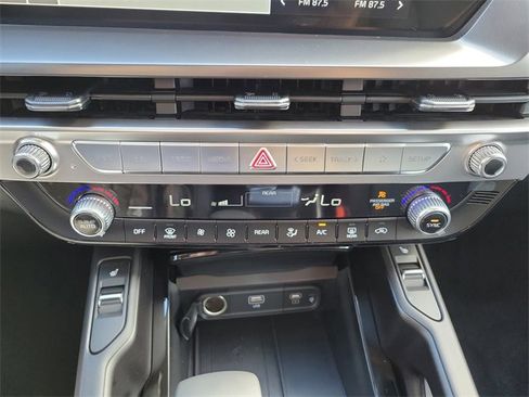 New 2025 Kia Telluride S image 35