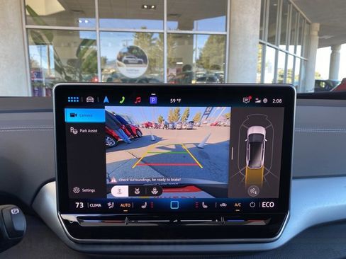 New 2026 Volkswagen ID.4 Pro AWD/4WD image 4