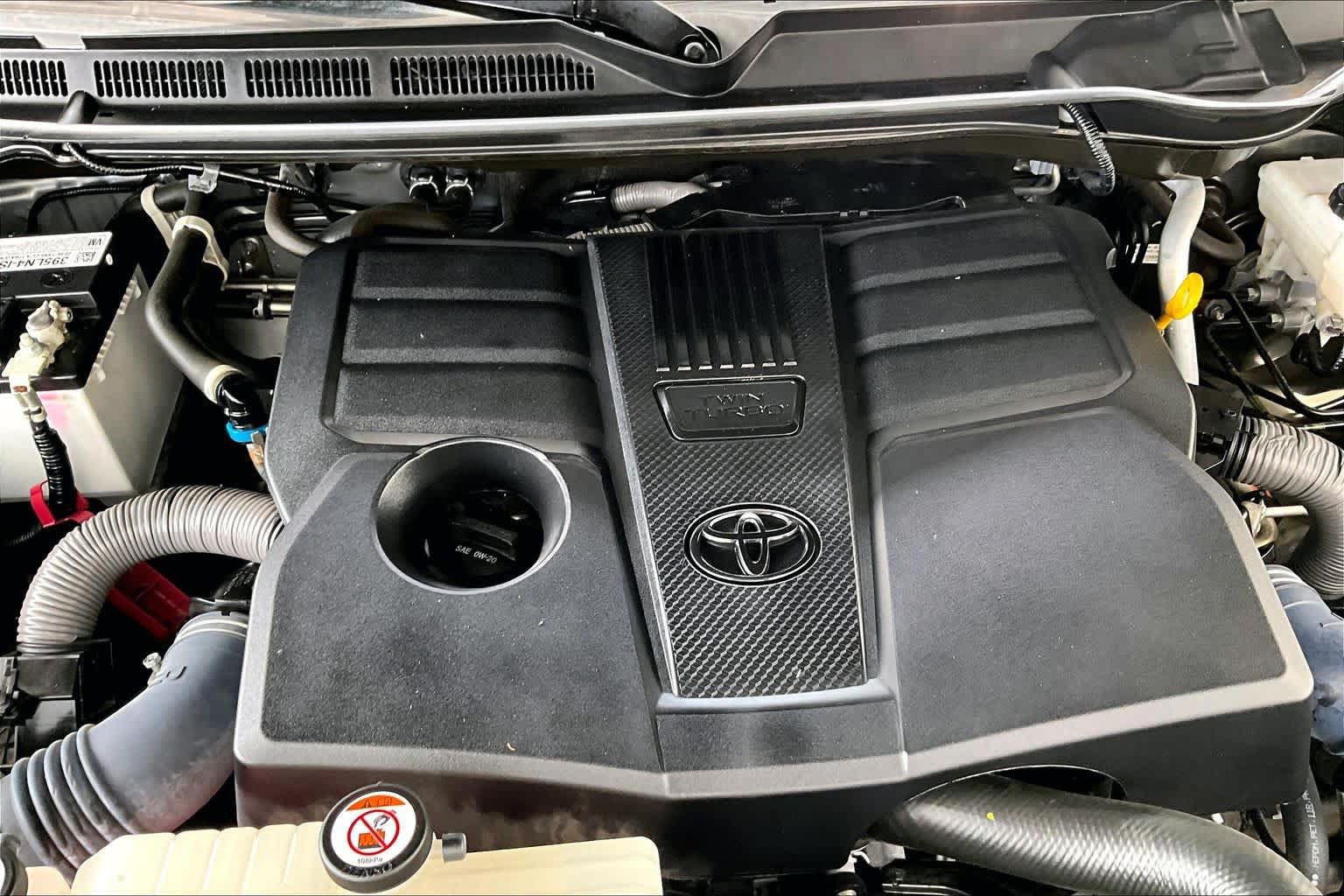 Used 2023 Toyota Tundra SR5 AWD/4WD image 32