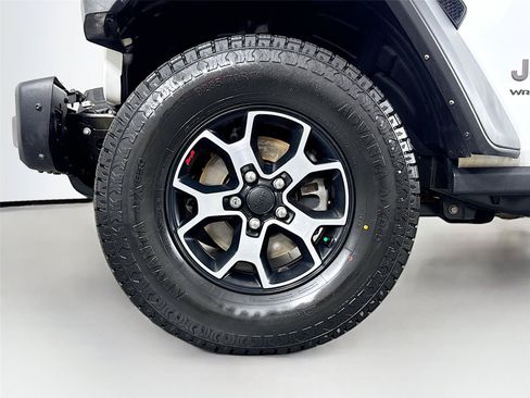 Used 2021 Jeep Wrangler Unlimited Rubicon AWD/4WD image 41