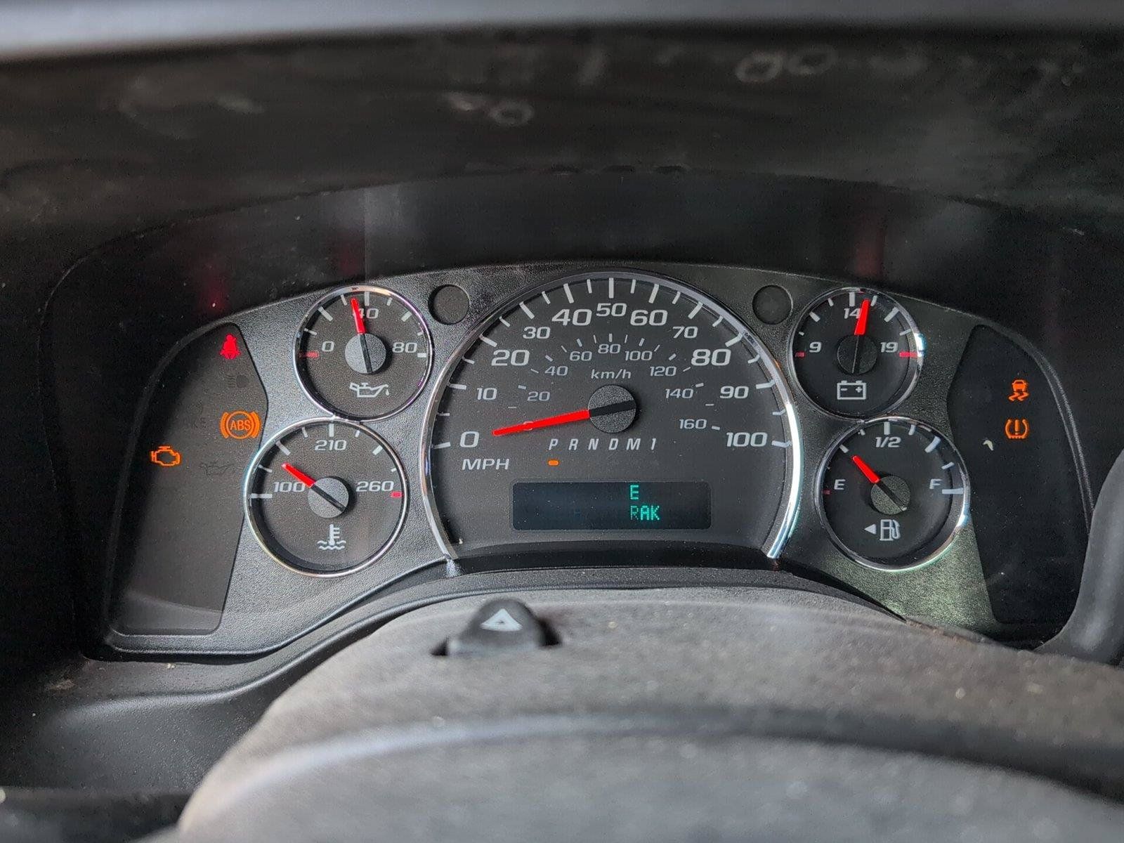 Used 2017 Chevrolet Express 2500 RWD image 21